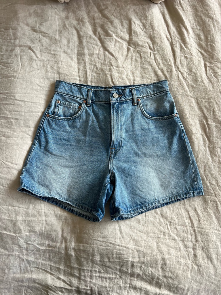 Grlfrnd Reggie Mid Rise Mom Short